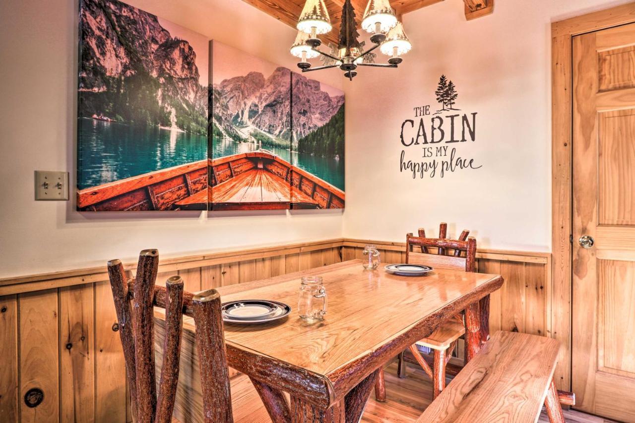 Cozy Cabin With Hot Tub In The Heart Of Pigeon Forge 빌라 외부 사진