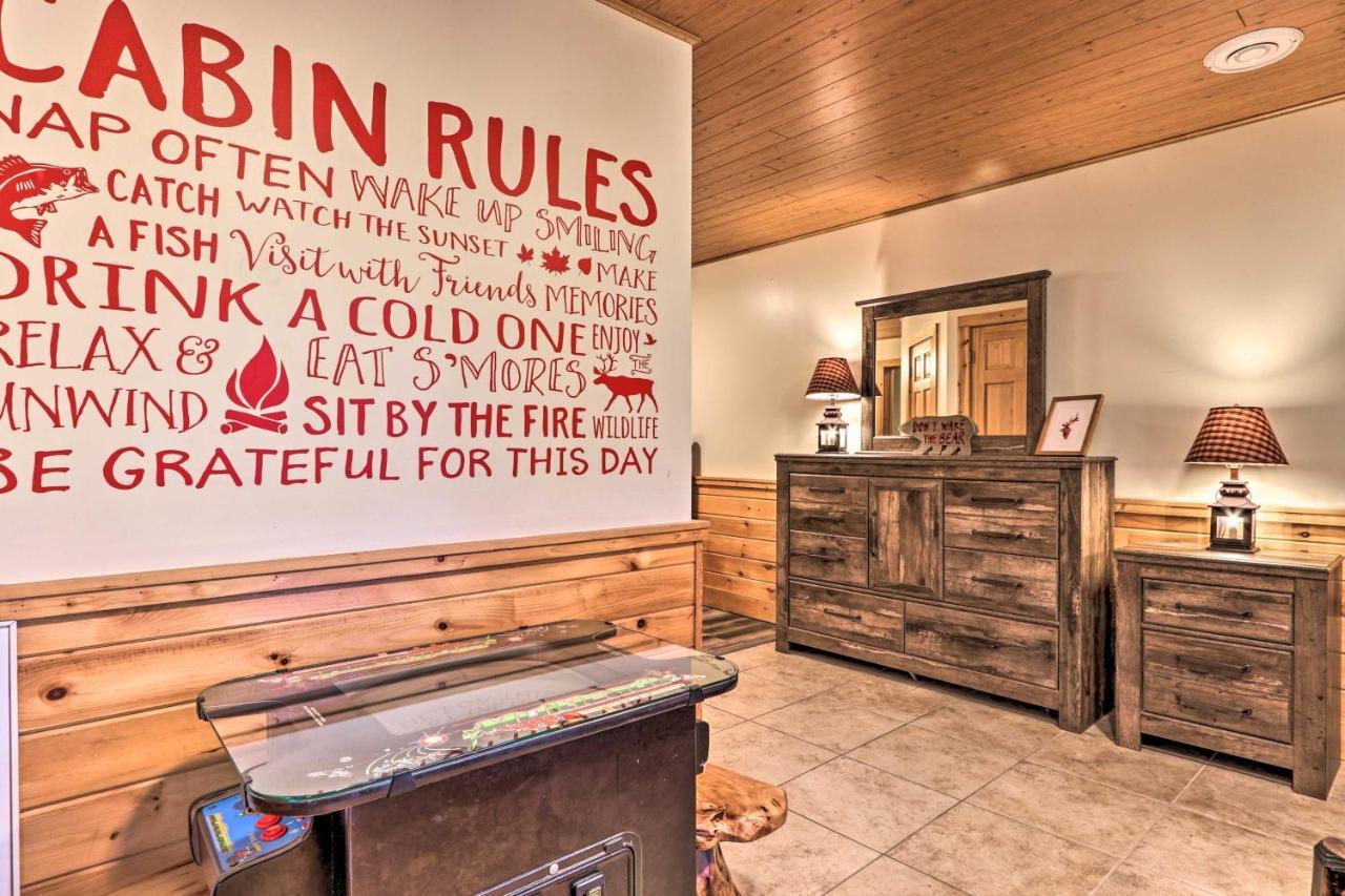 Cozy Cabin With Hot Tub In The Heart Of Pigeon Forge 빌라 외부 사진