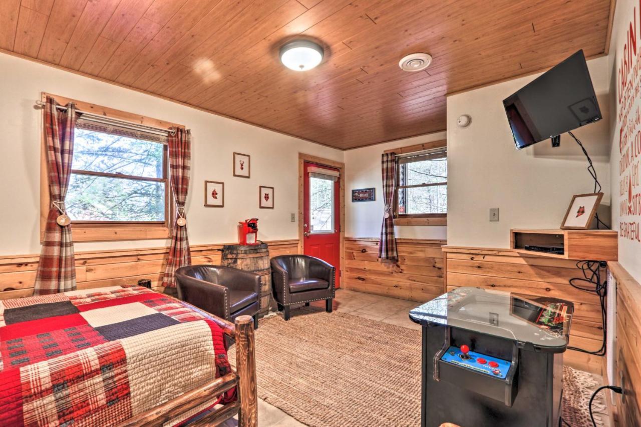 Cozy Cabin With Hot Tub In The Heart Of Pigeon Forge 빌라 외부 사진