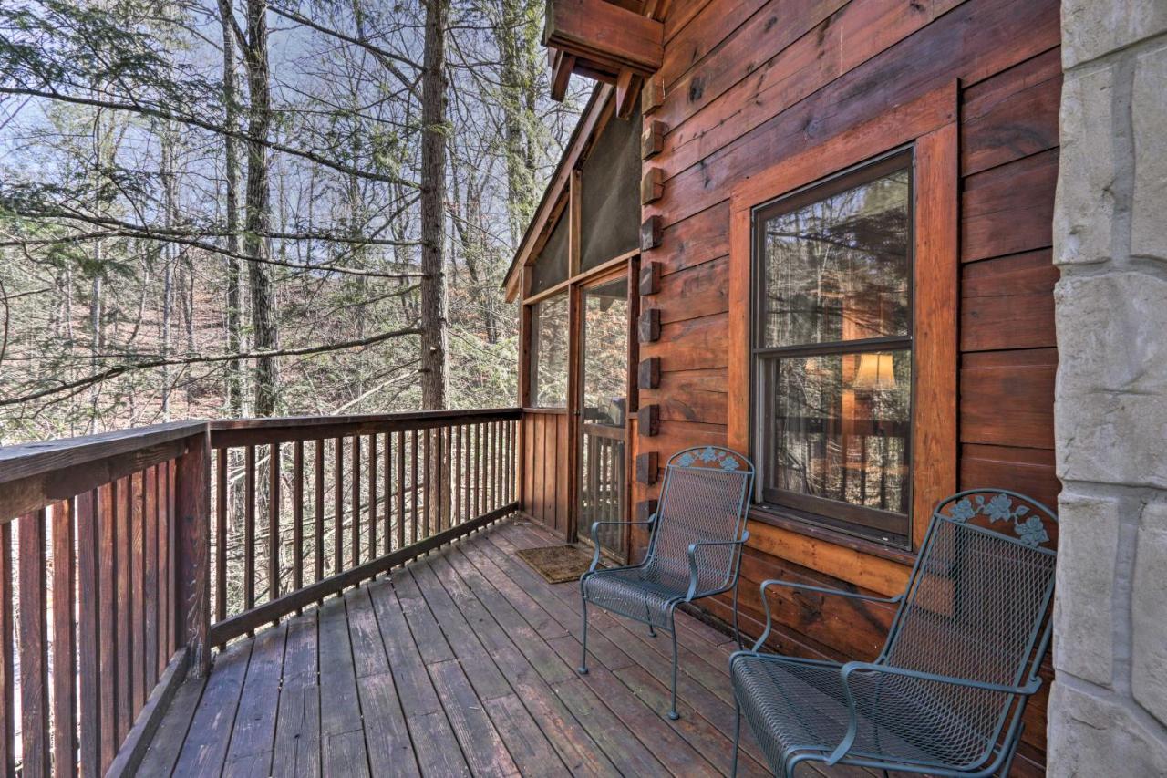 Cozy Cabin With Hot Tub In The Heart Of Pigeon Forge 빌라 외부 사진