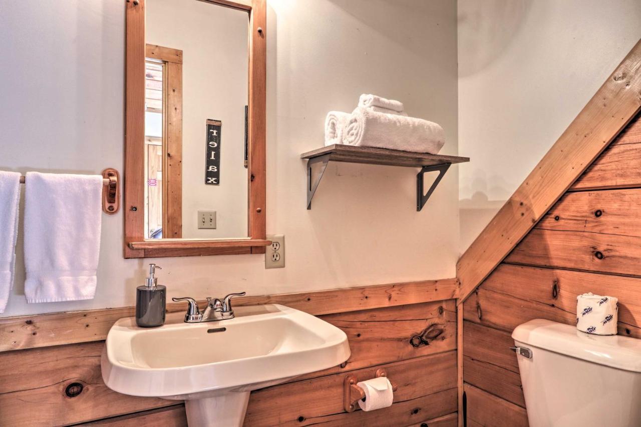 Cozy Cabin With Hot Tub In The Heart Of Pigeon Forge 빌라 외부 사진